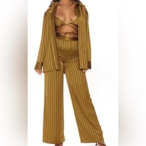 NWT Fashion Nova Olive Striped 2 Piece Pant Set. Size XS